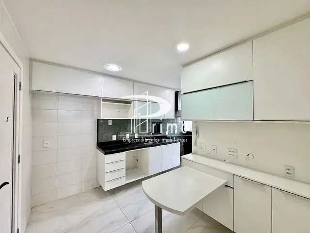 Apartamento com 84m² 2 quartos e 2 banheiros, à venda, no bairro Piratininga em Niterói