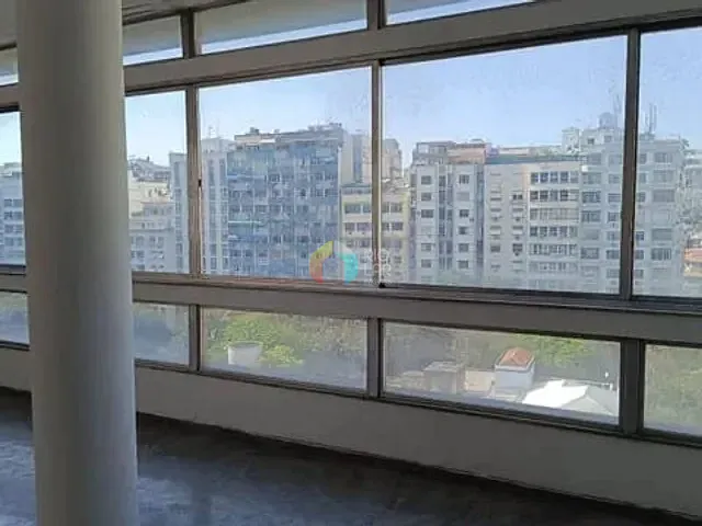 Apartamento com 280m² 4 quartos e 4 banheiros, à venda, no bairro Copacabana em Rio de Janeiro