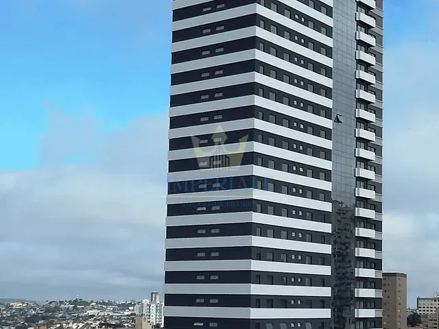 Apartamento com 634m² 4 quartos e 5 banheiros, à venda, no bairro Centro em Ponta Grossa