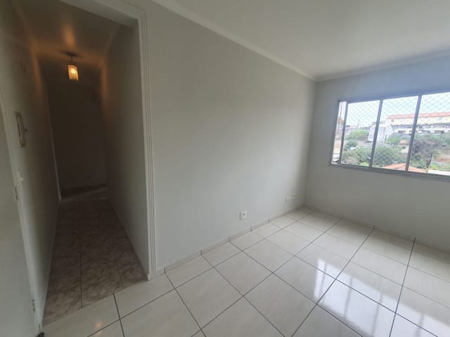 Apartamento com 50m² 2 quartos e 1 banheiro, para alugar, no bairro Vila Jaraguá em São Paulo