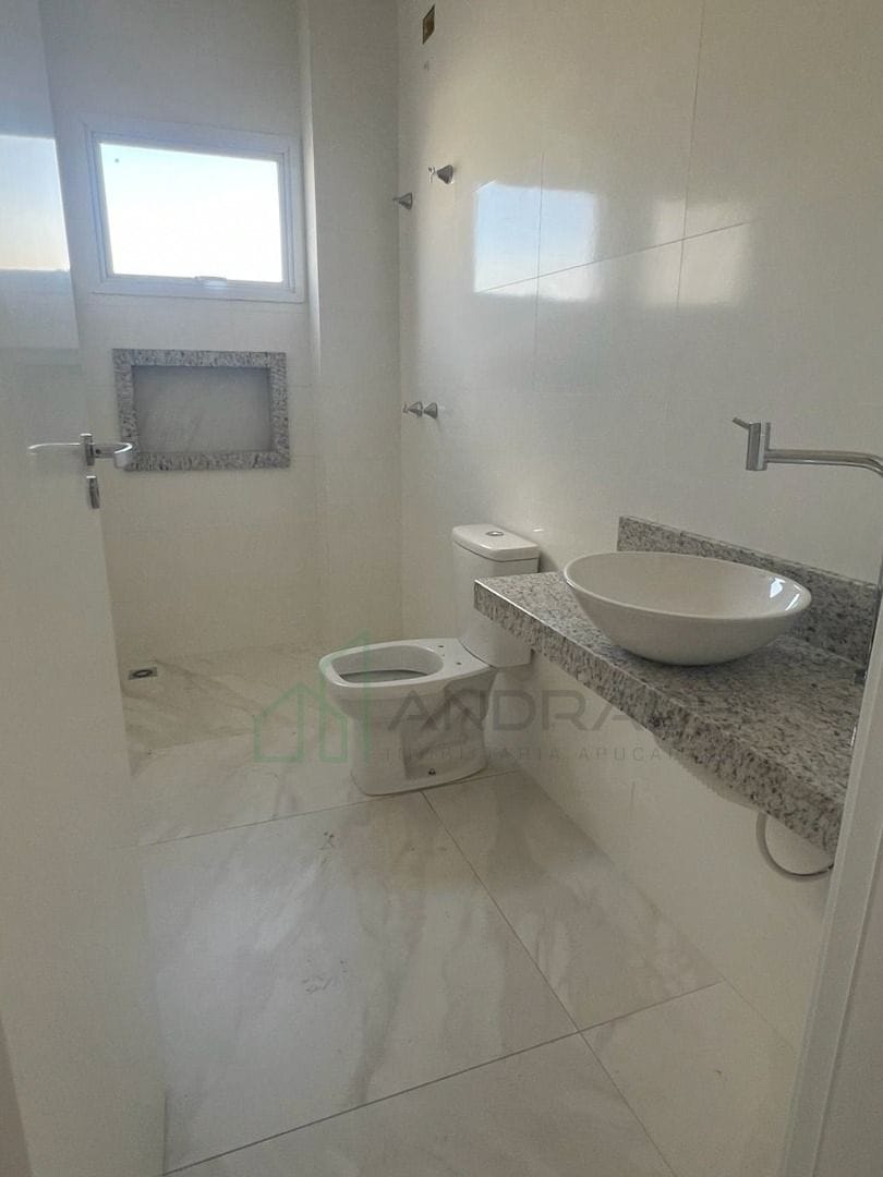 Apartamento à venda com 2 quartos, 65m² - Foto 4