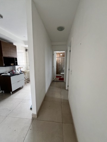 Apartamento 2 quartos e 1 banheiro, para alugar, no bairro Parque Califórnia em Campos dos Goytacazes