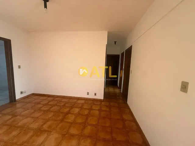 Apartamento 3 quartos e 3 banheiros, para alugar, no bairro Centro em Ourinhos
