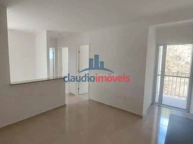 Apartamento 2 quartos e 1 banheiro, para alugar, no bairro Três Poços em Volta Redonda