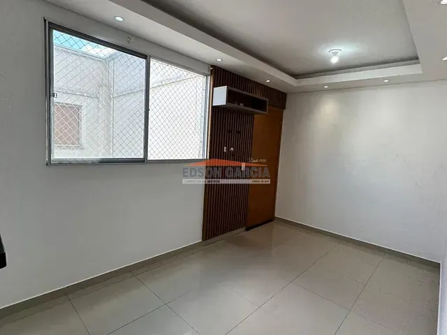 Apartamento 2 quartos e 1 banheiro, para alugar, no bairro Caguassu em Sorocaba
