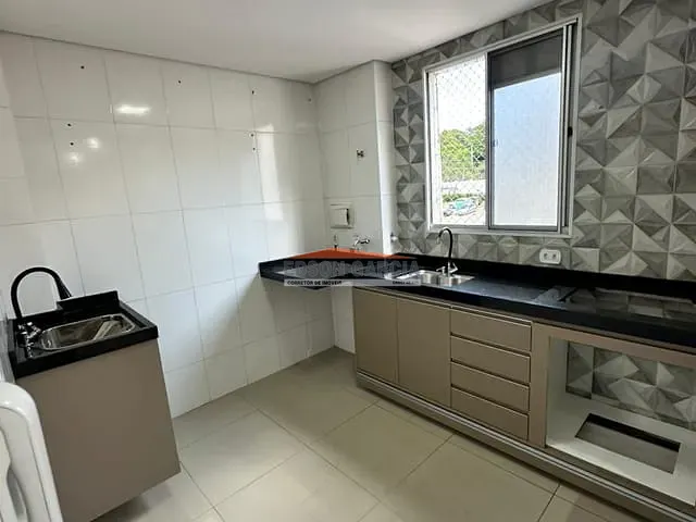 Apartamento 2 quartos e 1 banheiro, para alugar, no bairro Caguassu em Sorocaba