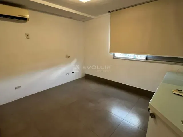 Apartamento 3 quartos e 3 banheiros, para alugar, no bairro Jardim Florença em Goiânia