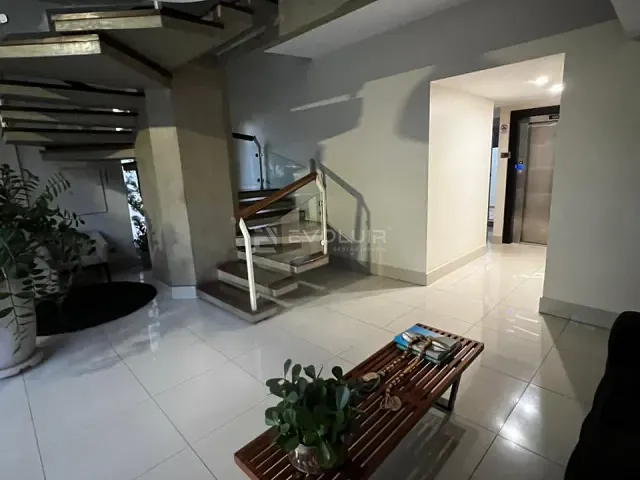 Apartamento 3 quartos e 3 banheiros, para alugar, no bairro Jardim Florença em Goiânia
