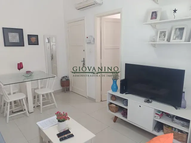 Apartamento 1 quarto e 2 banheiros, para alugar, no bairro Leblon em Rio de Janeiro