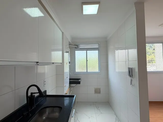 Apartamento 2 quartos e 1 banheiro, para alugar, no bairro Jardim Íris em São Paulo