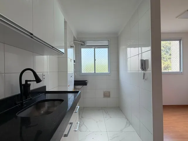 Apartamento 2 quartos e 1 banheiro, para alugar, no bairro Jardim Íris em São Paulo