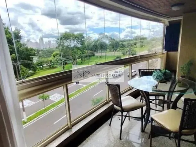 Apartamento com 234m² 3 quartos e 4 banheiros, à venda, no bairro Vila Fujita em Londrina