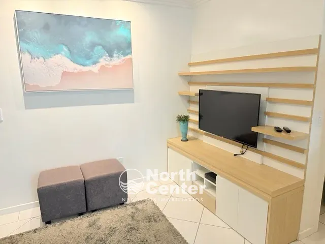 Apartamento 2 quartos e 3 banheiros, para alugar, no bairro Pioneiros em Balneário Camboriú