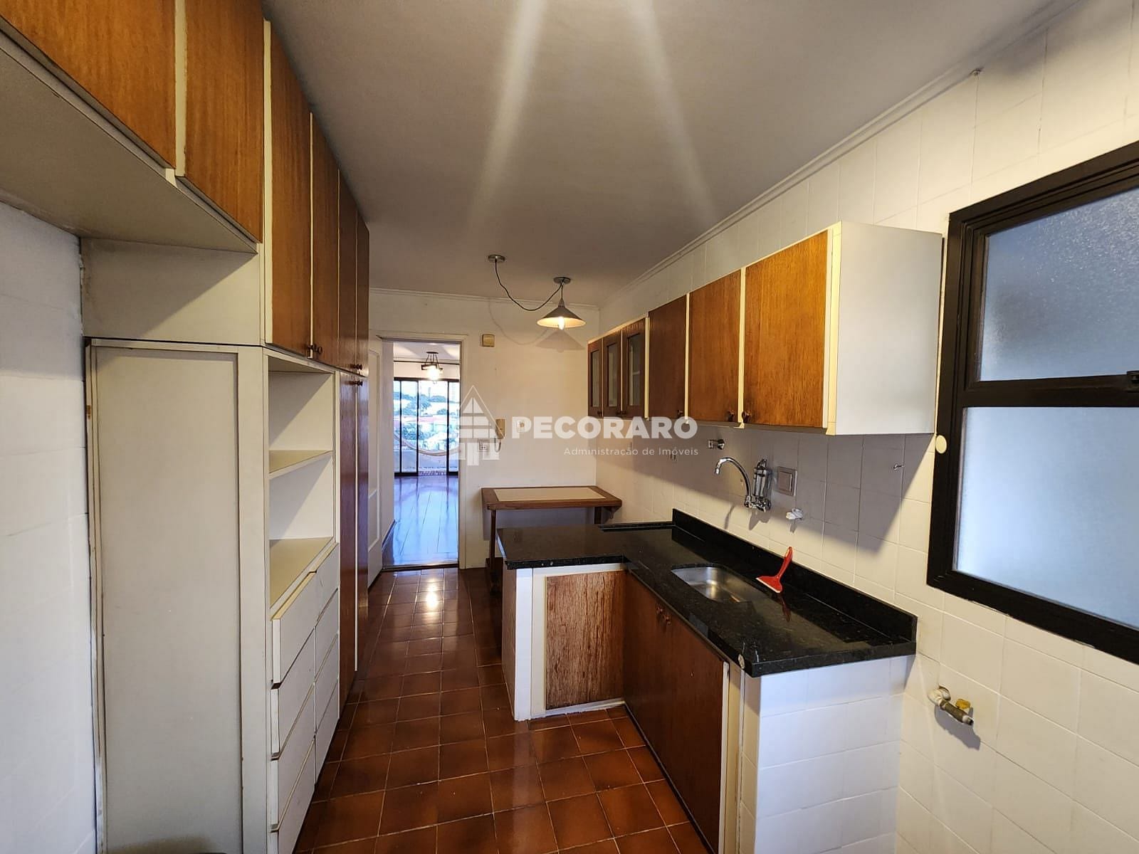 Apartamento para alugar com 3 quartos, 95m² - Foto 8