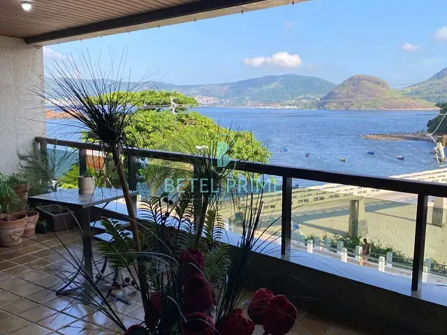 Apartamento com 420m² 5 quartos e 2 banheiros, à venda, no bairro Boa Viagem em Niterói