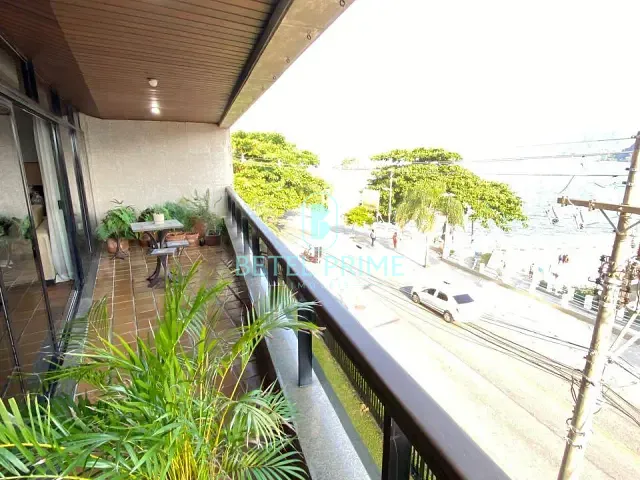 Apartamento com 420m² 5 quartos e 2 banheiros, à venda, no bairro Boa Viagem em Niterói