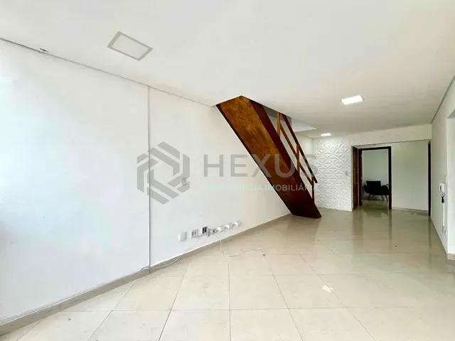 Cobertura / Penthouse 3 quartos e 3 banheiros, à venda, no bairro Pitangueiras em Guarujá