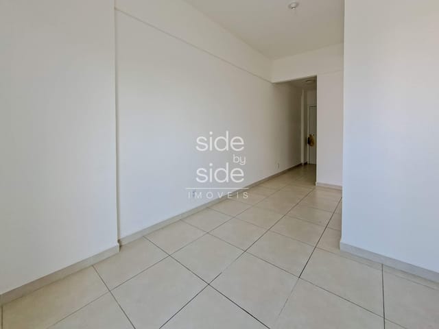Apartamento 1 quarto e 1 banheiro, para alugar, no bairro Centro em Três Rios
