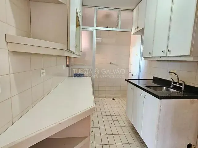 Apartamento com 49m² 2 quartos e 1 banheiro, à venda, no bairro Rebouças em Curitiba