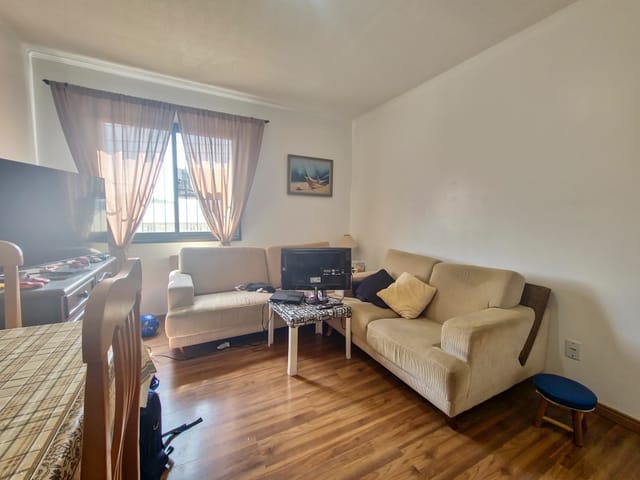 Apartamento com 96m² 3 quartos e 1 banheiro, à venda, no bairro Centro em Pelotas