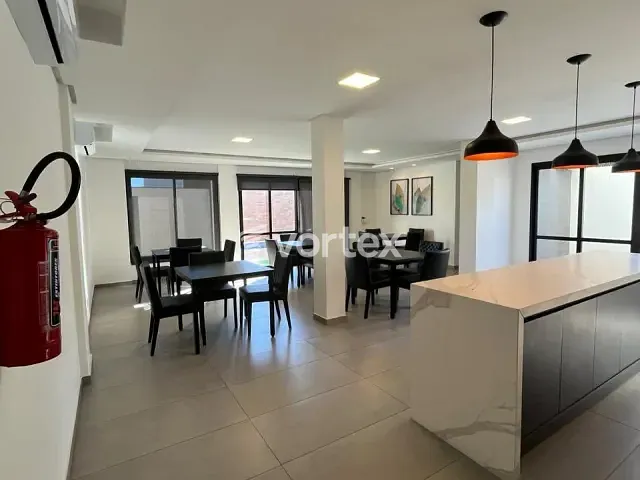 Apartamento 2 quartos e 2 banheiros, para alugar, no bairro em em Uruguaiana