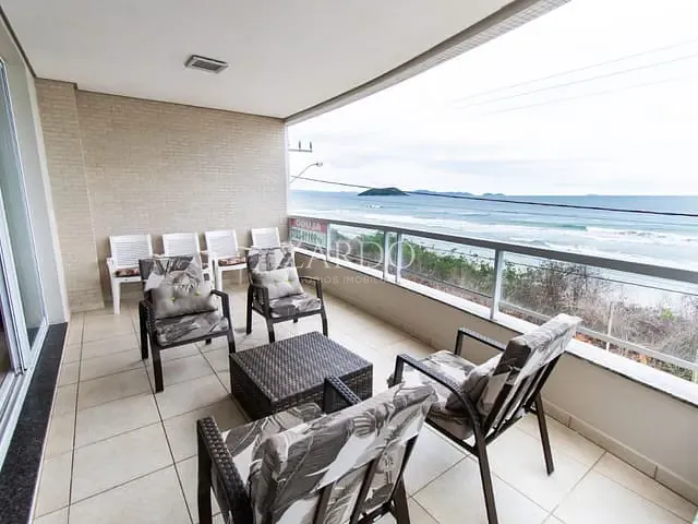 Apartamento com 200m² 3 quartos e 2 banheiros, à venda, no bairro Palmas em Governador Celso Ramos