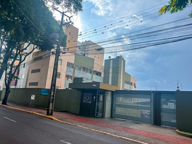 Apartamento 1 quarto e 1 banheiro, para alugar, no bairro Centro em Apucarana
