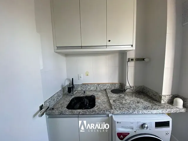 Apartamento 3 quartos e 2 banheiros, para alugar, no bairro São João em Itajaí