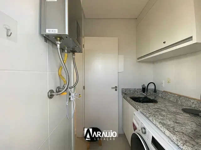 Apartamento 3 quartos e 2 banheiros, para alugar, no bairro São João em Itajaí