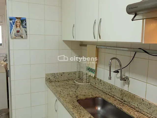 Apartamento 3 quartos e 2 banheiros, à venda, no bairro Parque Baguaçu em Araçatuba