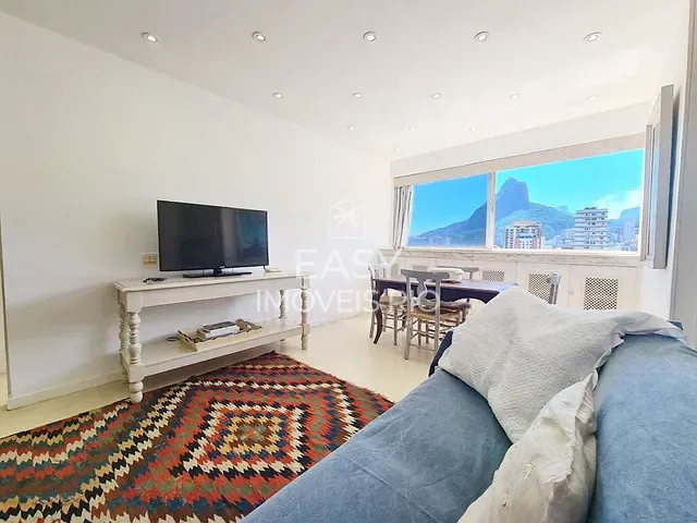 Apartamento com 50m² 1 quarto e 1 banheiro, à venda, no bairro Leblon em Rio de Janeiro
