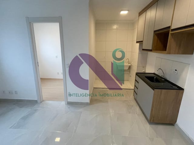 Apartamento 2 quartos e 1 banheiro, para alugar, no bairro Jaguaré em São Paulo