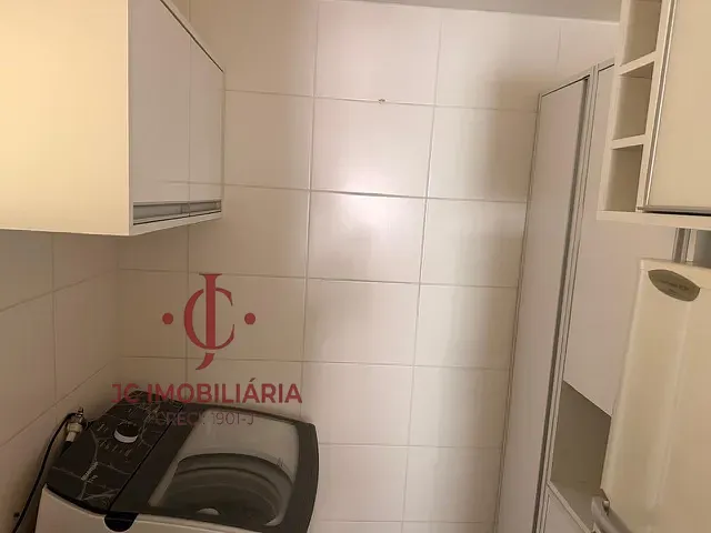 Apartamento 2 quartos e 2 banheiros, para alugar, no bairro Cabo Branco em João Pessoa