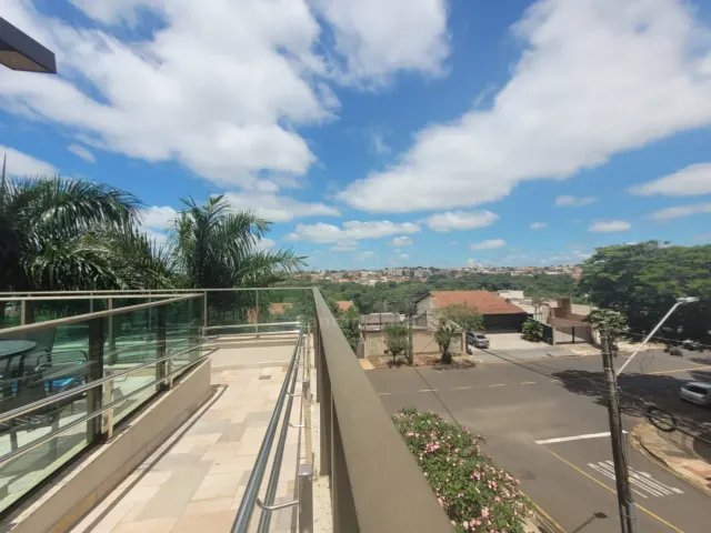 Apartamento com 265m² 3 quartos e 2 banheiros, à venda, no bairro Andrade em Londrina