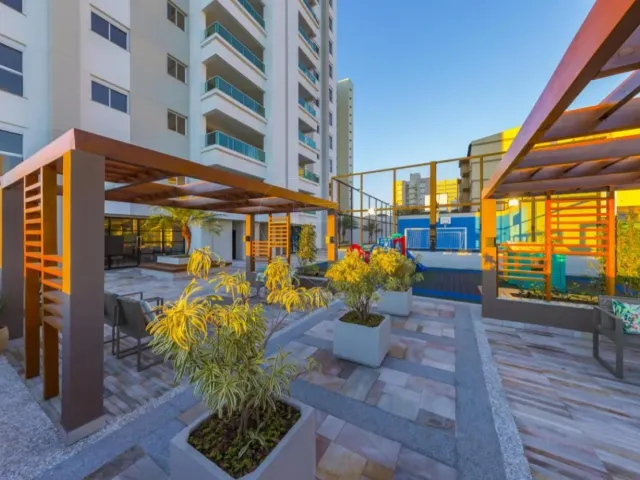 Apartamento com 265m² 3 quartos e 2 banheiros, à venda, no bairro Andrade em Londrina