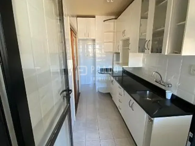 Apartamento 3 quartos e 2 banheiros, à venda, no bairro Centro em Pelotas