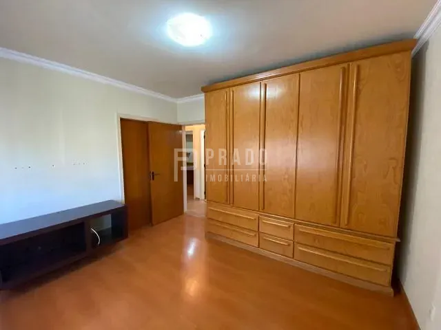 Apartamento 3 quartos e 2 banheiros, à venda, no bairro Centro em Pelotas