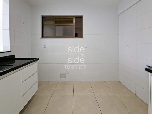 Apartamento 1 quarto e 1 banheiro, para alugar, no bairro Centro em Três Rios