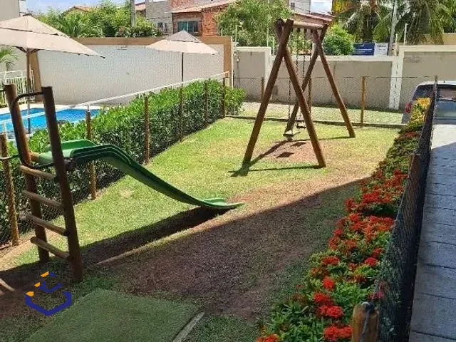 Apartamento 2 quartos e 2 banheiros, à venda, no bairro Jardim das Oliveiras em Fortaleza