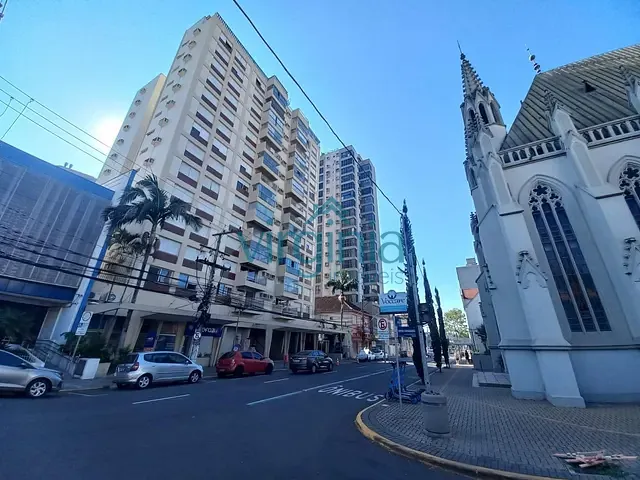 Apartamento com 175m² 3 quartos e 4 banheiros, à venda ou para alugar, no bairro Centro em Novo Hamburgo
