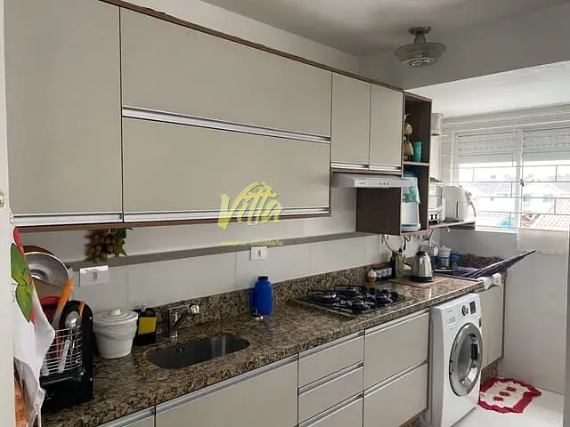 Apartamento com 75m² 2 quartos e 2 banheiros, à venda, no bairro Tindiquera em Araucária