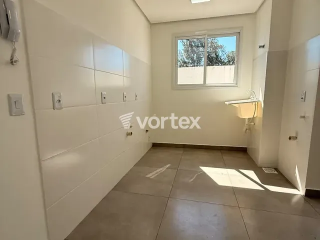 Apartamento 2 quartos e 1 banheiro, para alugar, no bairro Nova Esperança em Uruguaiana