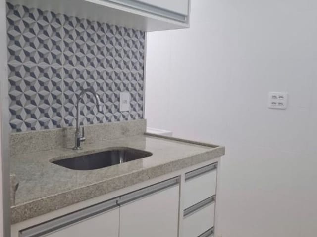 Apartamento 2 quartos e 1 banheiro, à venda, no bairro Centro em Juiz de Fora