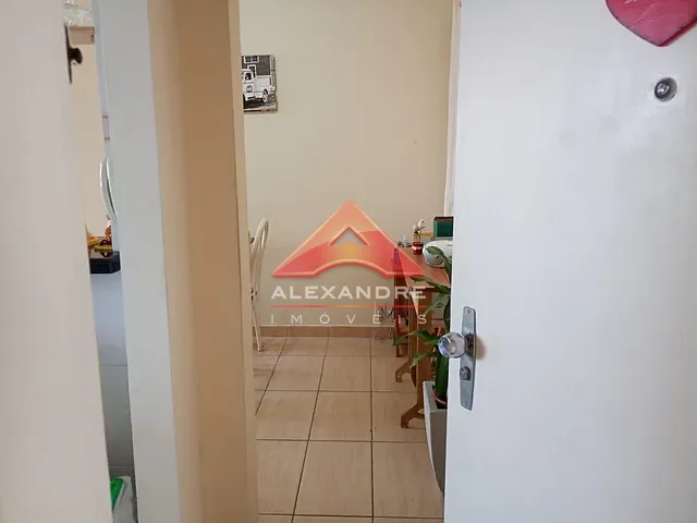 Apartamento 3 quartos e 1 banheiro, à venda, no bairro Jardim Satélite em São José dos Campos