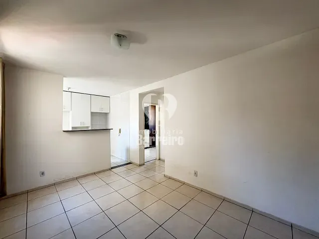 Apartamento 2 quartos e 1 banheiro, para alugar, no bairro Diamante em Belo Horizonte