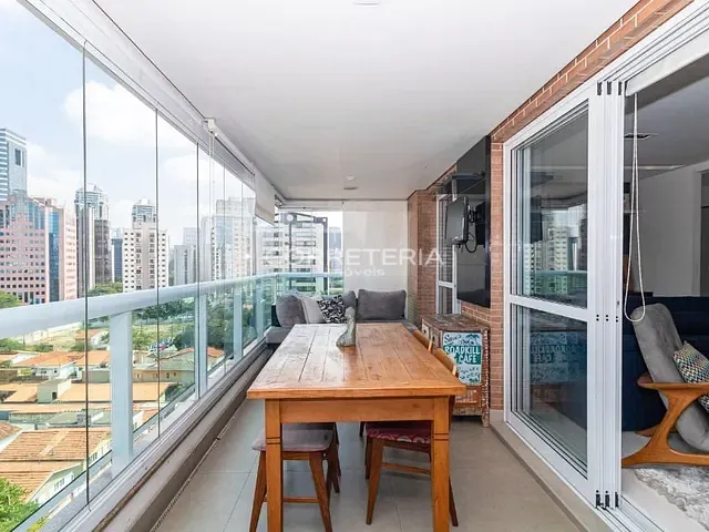 Apartamento com 130m² 3 quartos e 5 banheiros, à venda, no bairro Brooklin em São Paulo