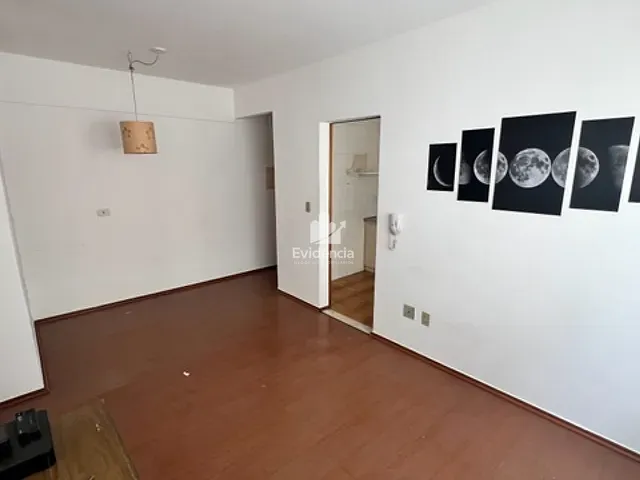 Apartamento com 80m² 2 quartos e 1 banheiro, à venda, no bairro Centro em Londrina