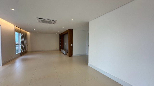 Apartamento 4 quartos e 6 banheiros, à venda, no bairro Bela Suiça em Londrina