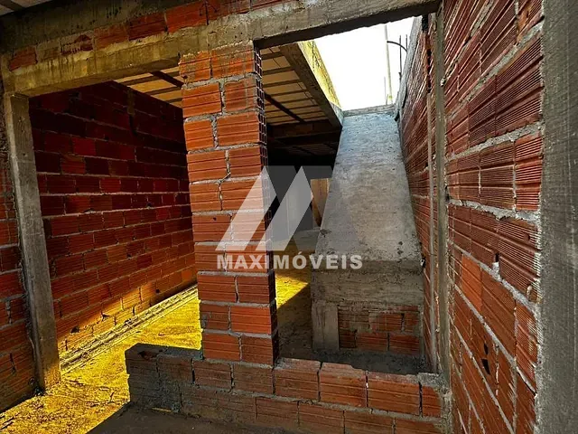 Apartamento 2 quartos e 1 banheiro, à venda, no bairro Centro em Araçuaí