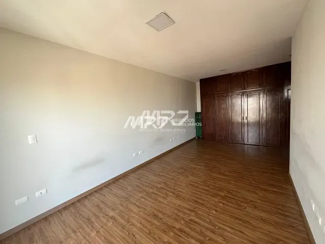 Apartamento com 303m² 3 quartos e 3 banheiros, à venda, no bairro Olarias em Ponta Grossa